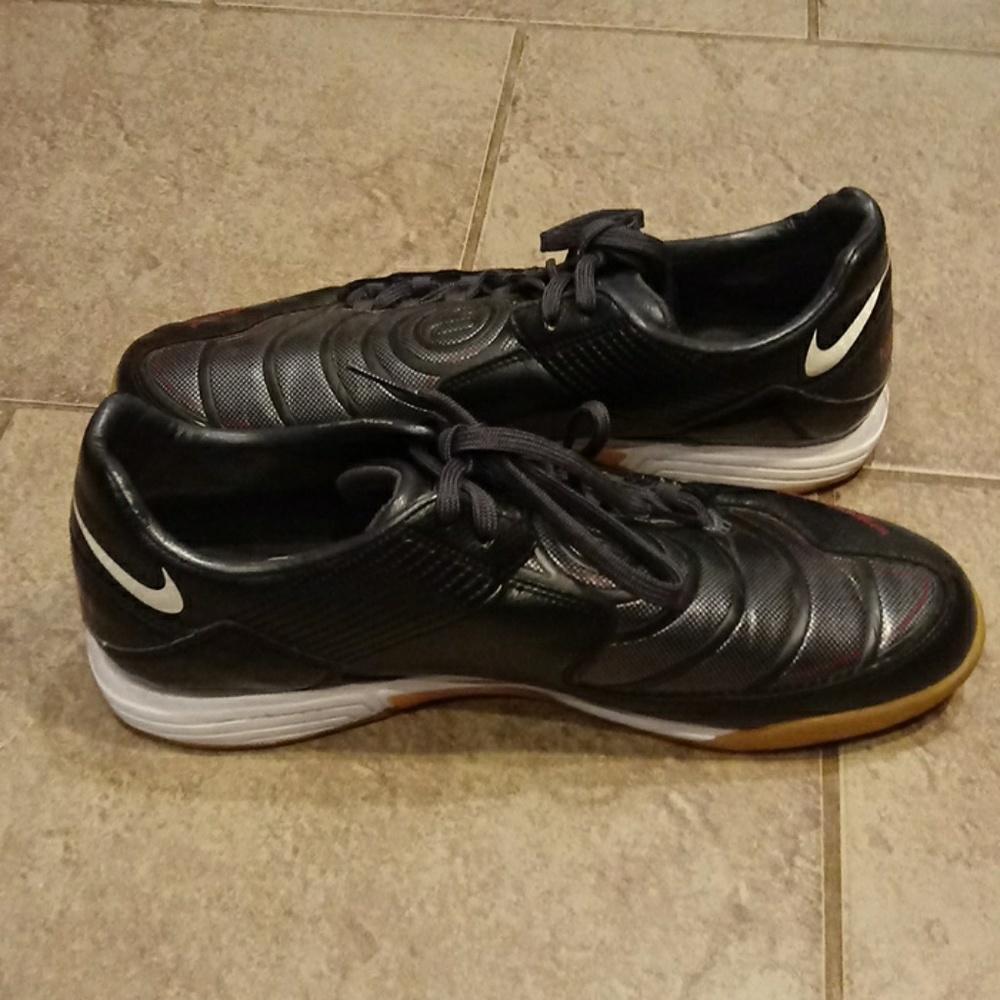 Nike total ninety shoot soccer sneakers - Picture 3 of 8